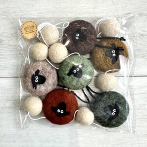 Six Sheep & Ball Garland Autumn image