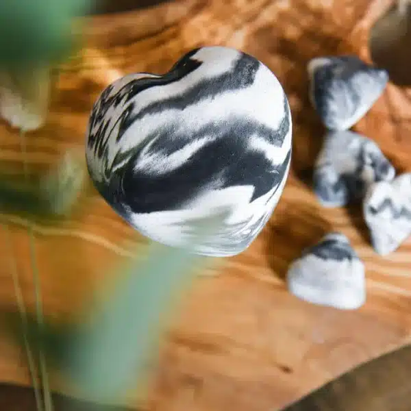 Emotif Heart Shaped Diffuser - Aphrodite - Image 2