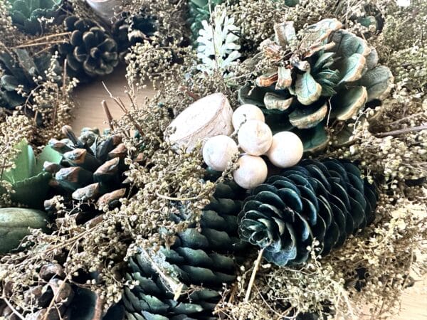 green christmas wreath with with berries