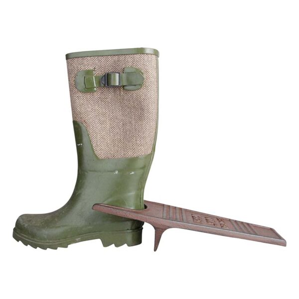 cast iron boot jack with wellie in it
