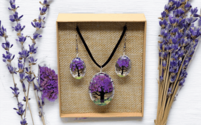 🌸 Nature’s Beauty Captured Forever: Discover Our New Pressed Flowers Jewellery Collection!