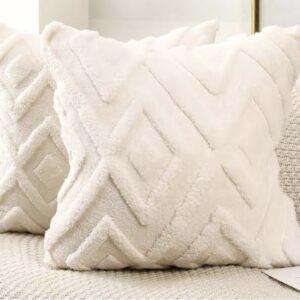 Vanilla Sand Criss Cross Cushion (45 × 45 cm)
